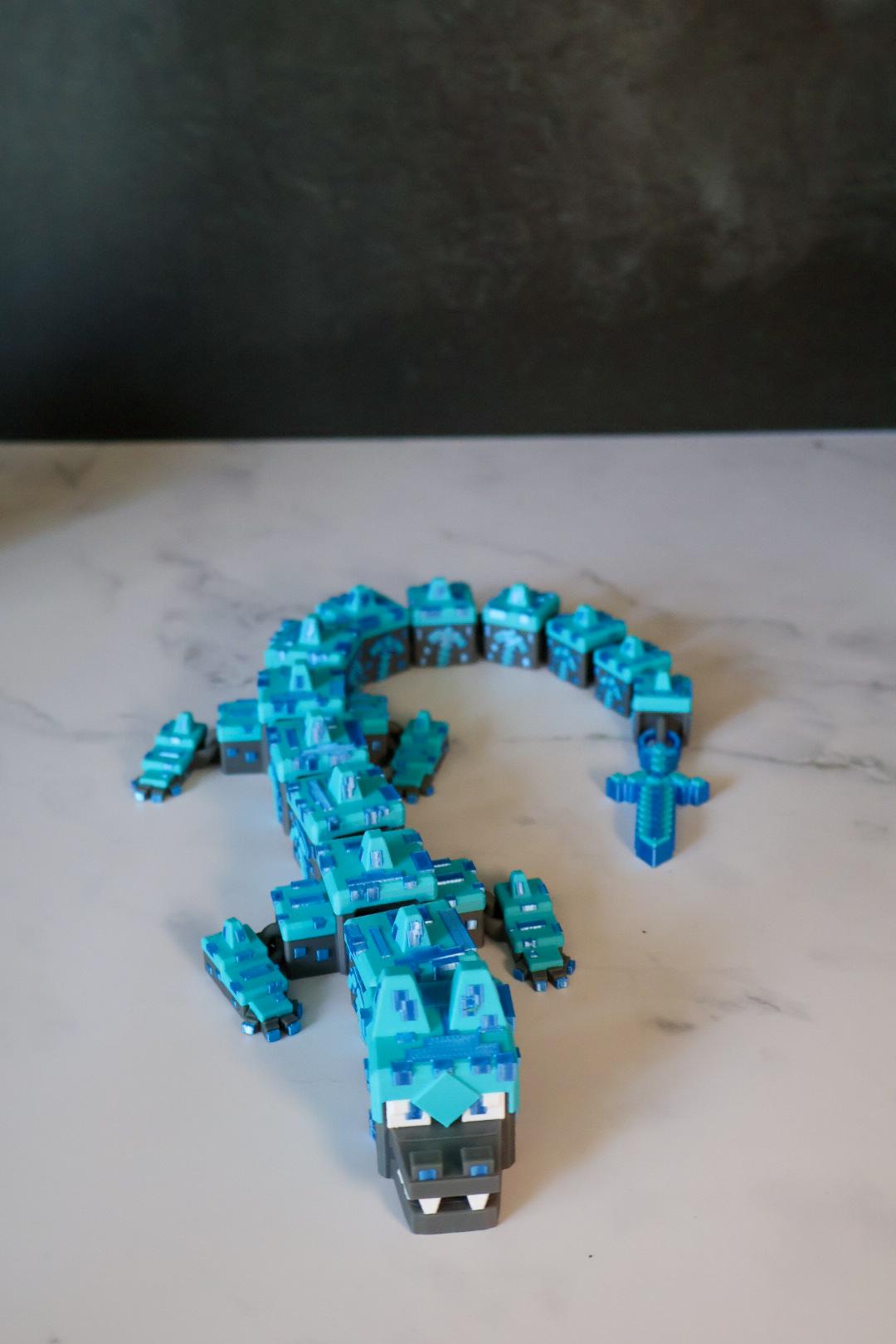 Articulated Pixel Dragon – Minecraft-Inspired Flexi Toy, Gamer Desk Decor