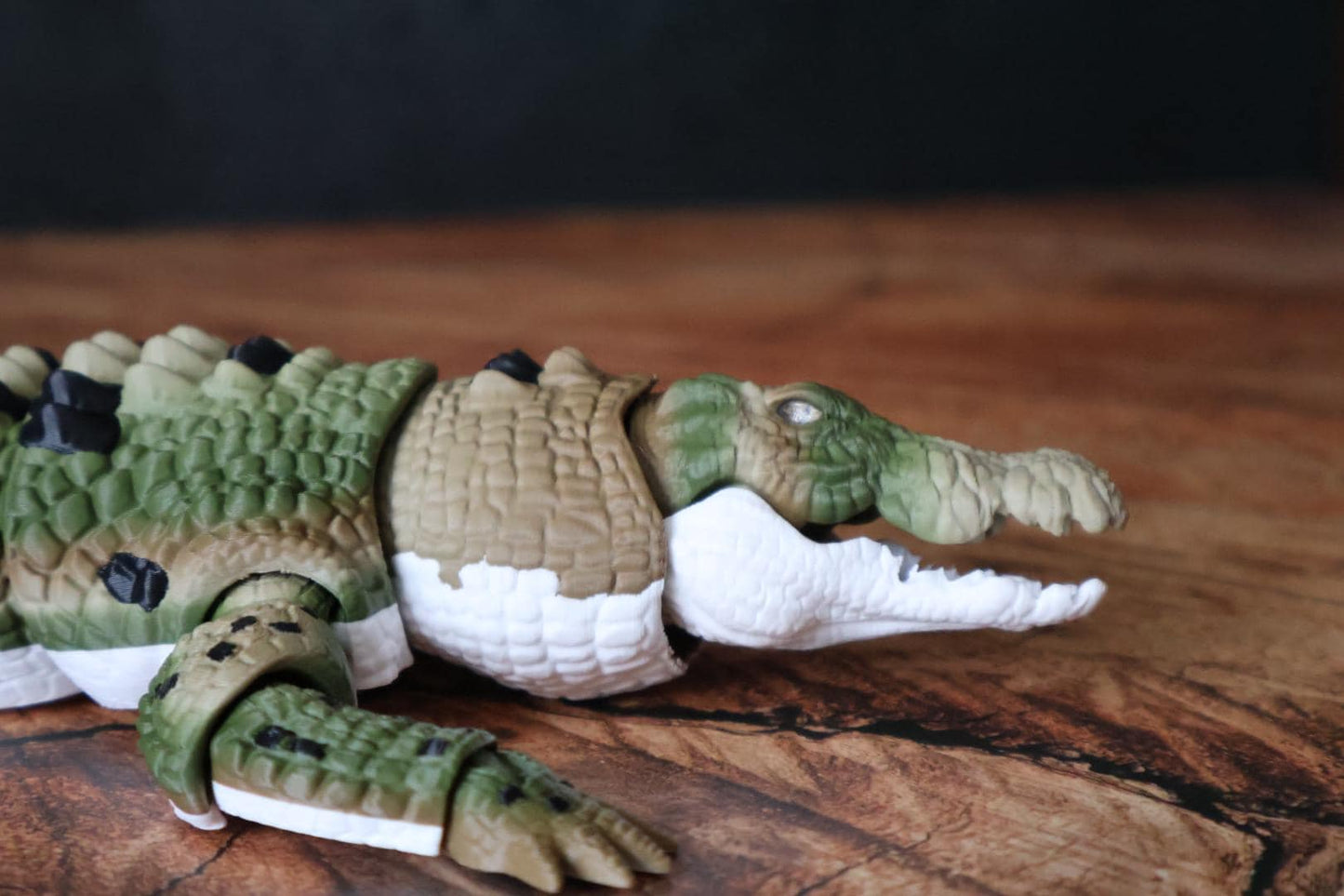 Articulated Saltwater Crocodile Fidget Toy | 3D Printed Reptile Desk Pet, Realistic Gator Model