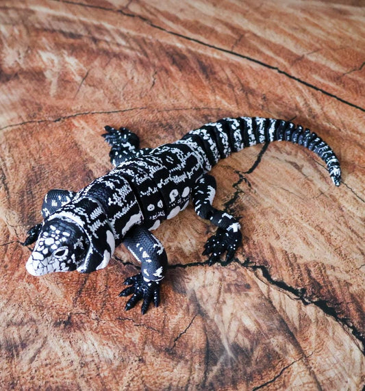Articulated Tegu Lizard Fidget Toy | 12-Inch Black and White Reptile Model
